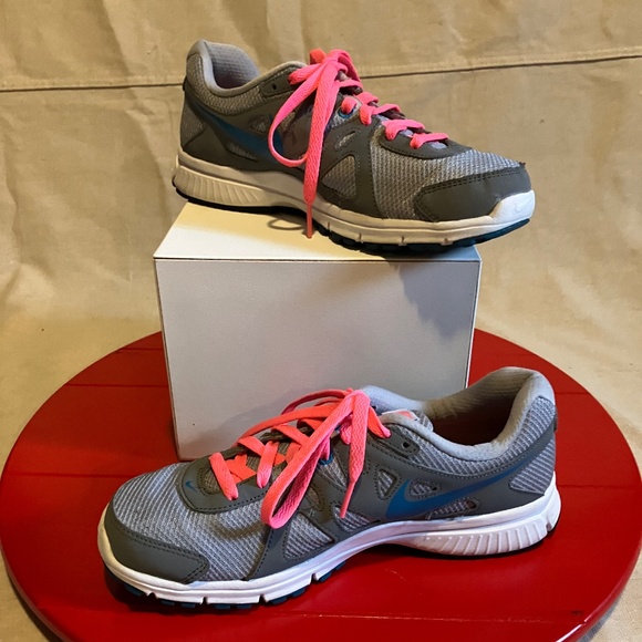 Nike Revolution 2 Running shoes - Picture 1 of 7